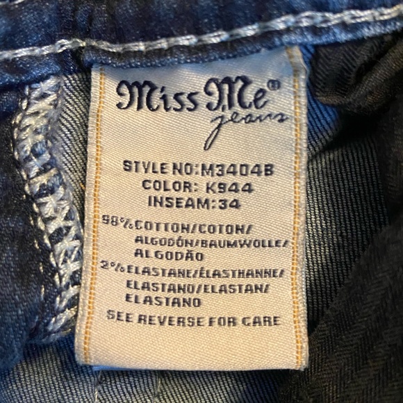 Miss Me Boot Cut Jeans Amazing Condition - Picture 6 of 8